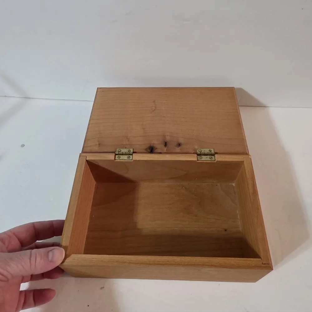 Upcycled Wooden Jewelry Trinket Box
